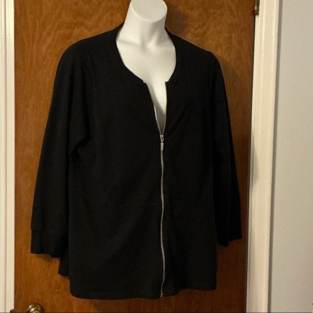 Elegant Black Bomber Jacket - Picture 1 of 7